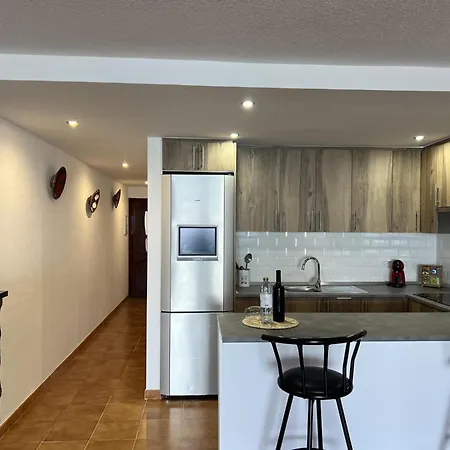 Neptuno Gure Ametsa By Sydney 푸에르토 데 산티아고