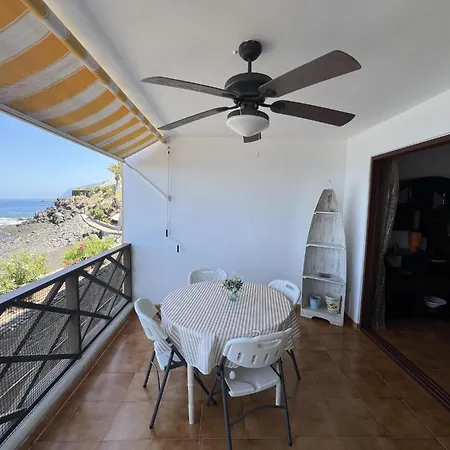 Neptuno Gure Ametsa By Sydney 푸에르토 데 산티아고