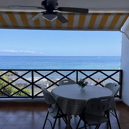 Neptuno Gure Ametsa By Sydney * 푸에르토 데 산티아고