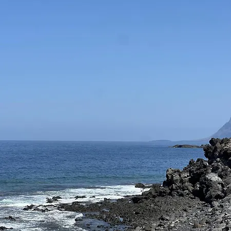 Neptuno Gure Ametsa By Sydney 푸에르토 데 산티아고